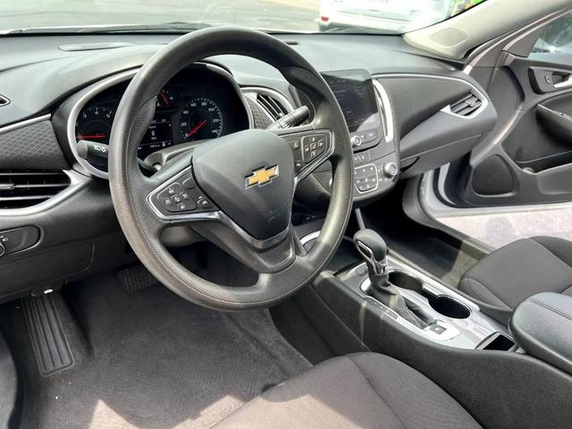 Photo of 2023 Summit White Chevrolet Malibu