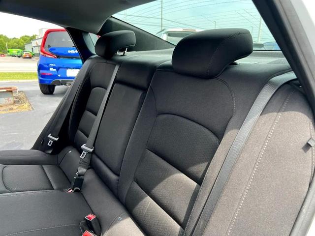 Photo of 2023 Summit White Chevrolet Malibu