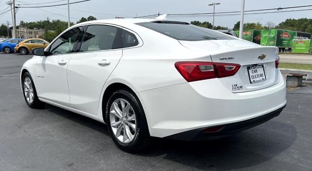 Photo of 2023 Summit White Chevrolet Malibu