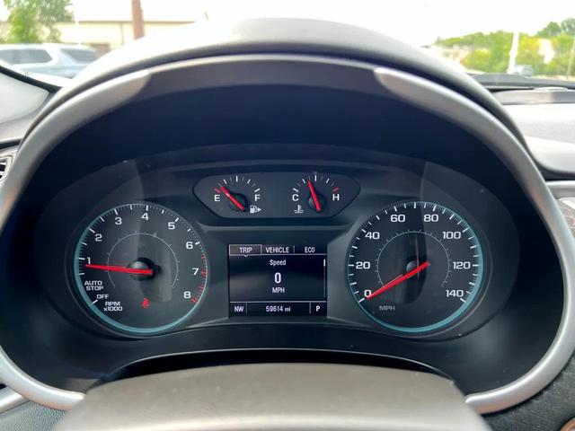 Photo of 2023 Summit White Chevrolet Malibu
