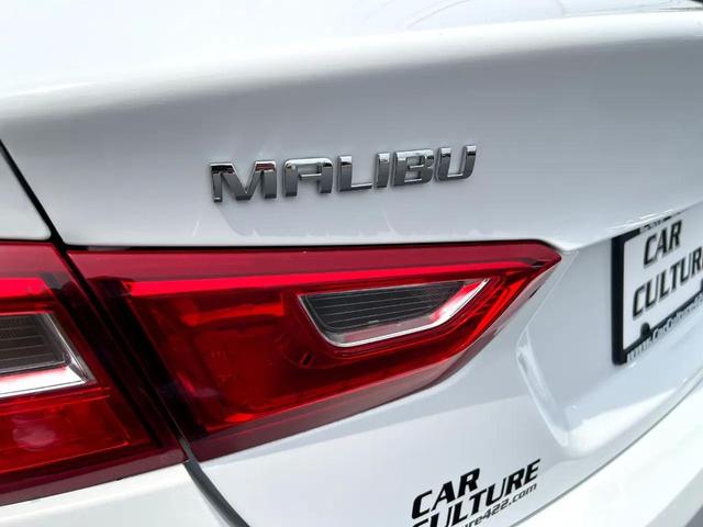 Photo of 2023 Summit White Chevrolet Malibu