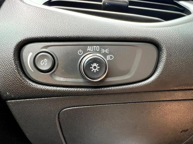Photo of 2023 Summit White Chevrolet Malibu