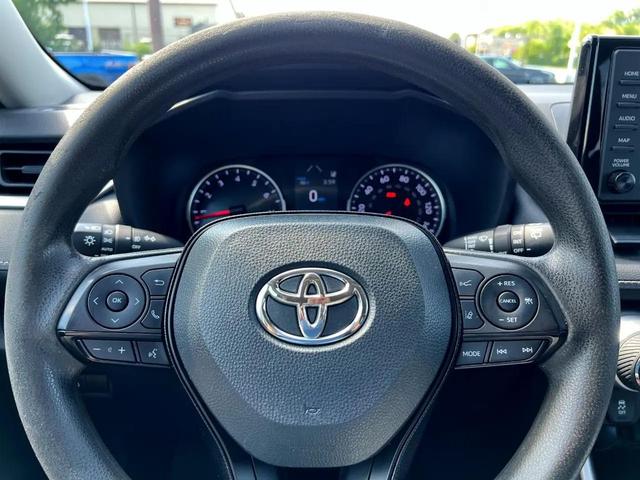 Photo of 2021 METALLIC GRAY Toyota RAV4