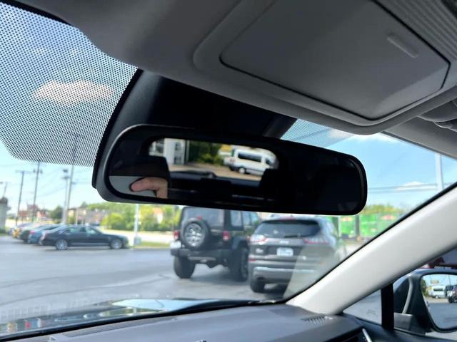 Photo of 2021 METALLIC GRAY Toyota RAV4