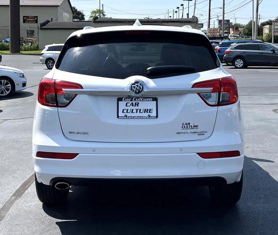 Photo of 2017 Summit White Buick Envision