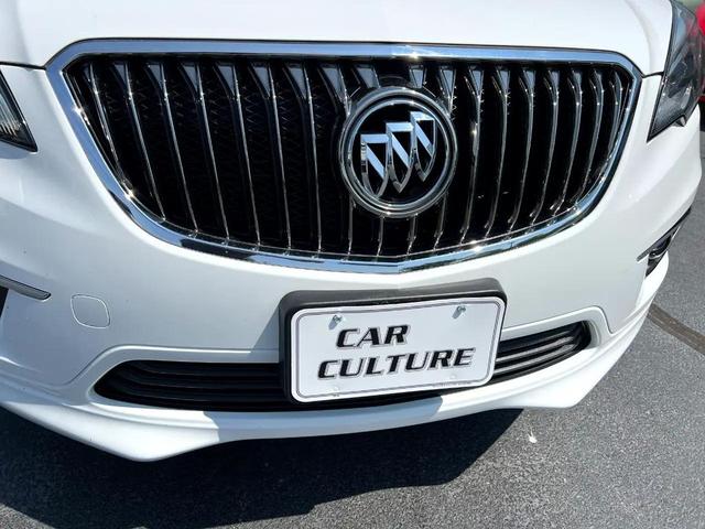 Photo of 2017 Summit White Buick Envision