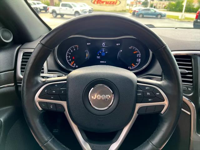 Photo of 2018 Bright White Clearcoat Jeep Grand Cherokee
