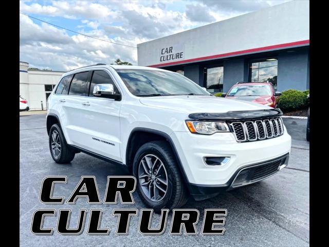Photo of 2018 Bright White Clearcoat Jeep Grand Cherokee