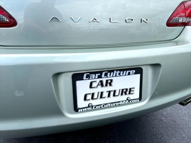 Photo of 2008 Silver Pine Mica Toyota Avalon