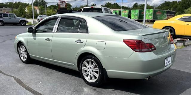 Photo of 2008 Silver Pine Mica Toyota Avalon