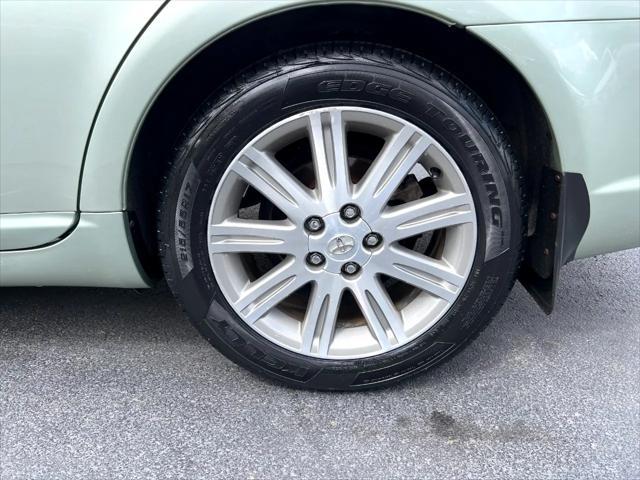 Photo of 2008 Silver Pine Mica Toyota Avalon