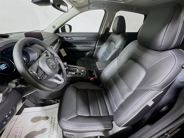 Photo of 2025 Jet Black Mica Mazda CX-5