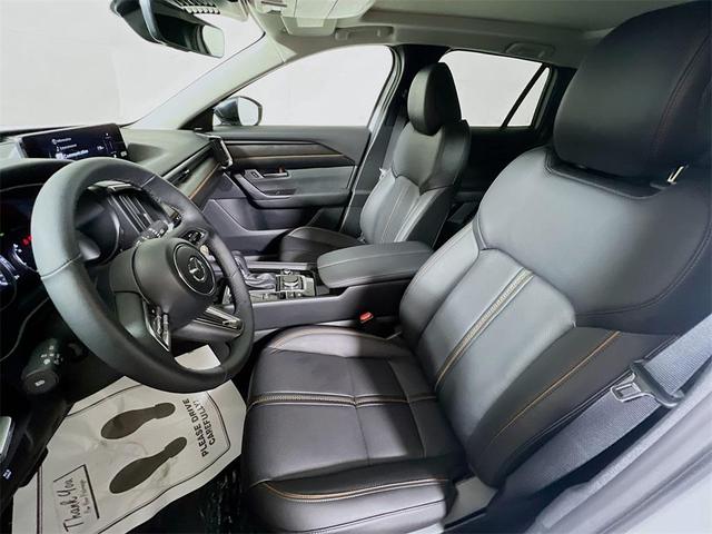 Photo of 2025 Wind Chill Pearl Mazda CX-50