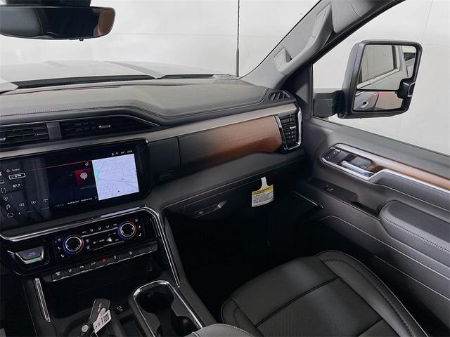 Photo of 2025 Metallic GMC Sierra 2500