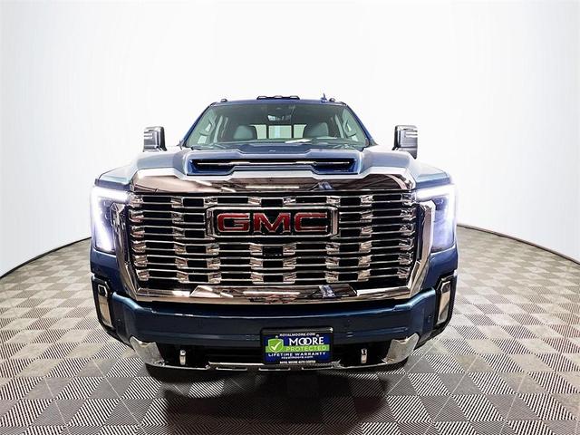 Photo of 2025 Metallic GMC Sierra 2500