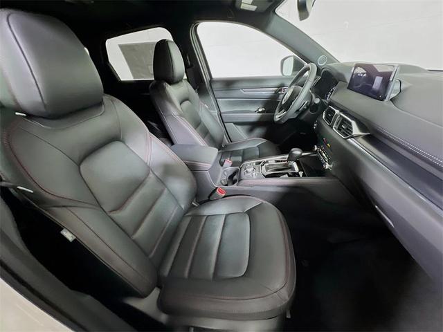 Photo of 2025 Rhodium White Metallic Mazda CX-5