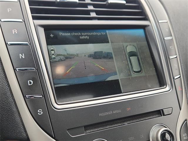 Photo of 2016 Blue Lincoln MKX