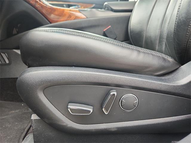 Photo of 2016 Blue Lincoln MKX