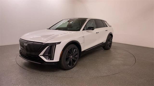 Photo of 2025 Crystal White Tricoat Cadillac LYRIQ