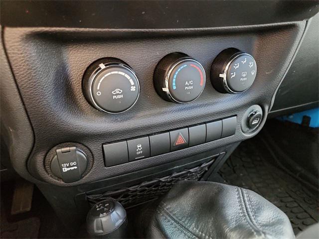 Photo of 2017 Chief Clearcoat Jeep Wrangler Unlimited