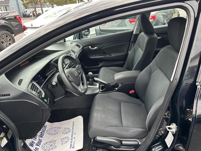 Photo of 2015 Crystal Black Pearl Honda Civic