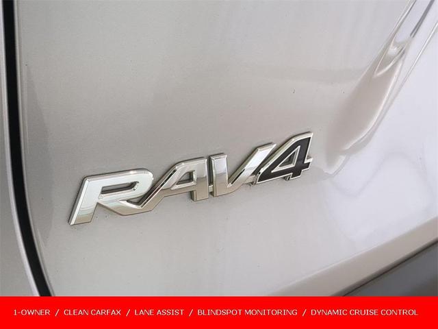 Photo of 2022 Silver Sky Metallic Toyota RAV4