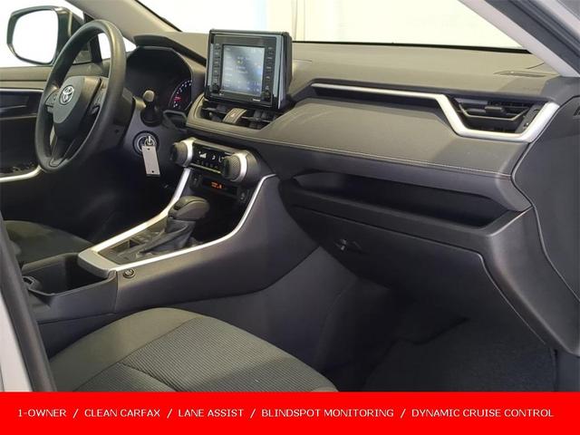 Photo of 2022 Silver Sky Metallic Toyota RAV4