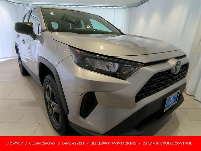 Photo of 2022 Silver Sky Metallic Toyota RAV4
