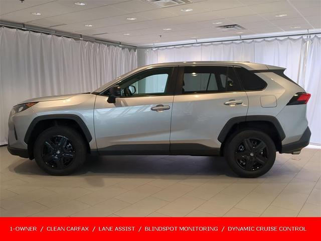 Photo of 2022 Silver Sky Metallic Toyota RAV4