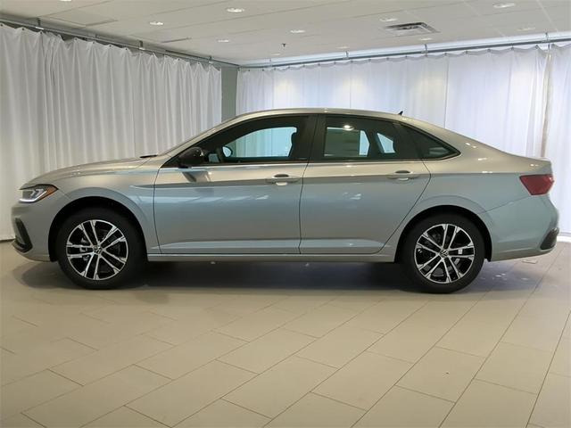 Photo of 2025 Pyrite Silver Metallic Volkswagen Jetta