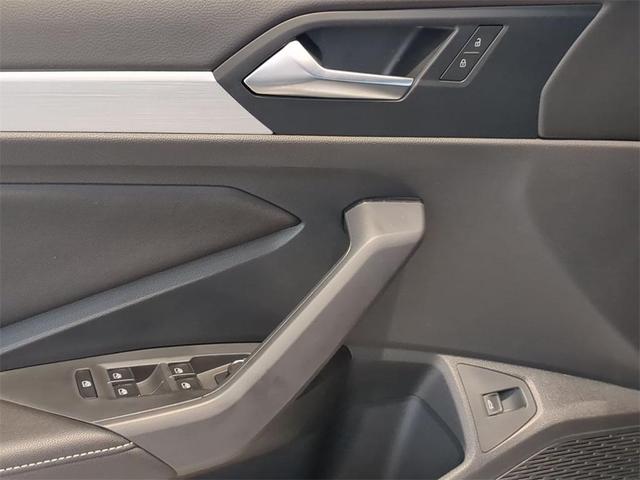 Photo of 2025 Pyrite Silver Metallic Volkswagen Jetta