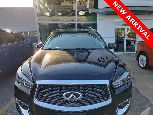Photo of 2017 Black INFINITI QX60