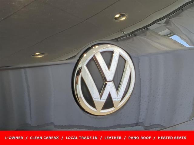 Photo of 2021 Deep Black Pearl Effect Volkswagen Tiguan