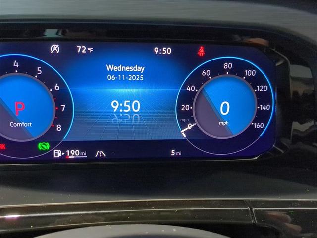 Photo of 2025 Silver Mist Metallic Volkswagen Atlas Cross Sport
