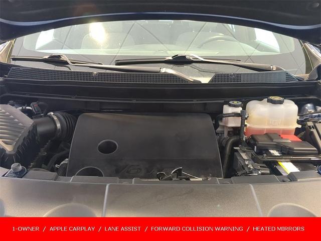 Photo of 2022 Northsky Blue Metallic Chevrolet Traverse