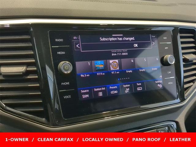 Photo of 2023 Opal White Pearl Effect Volkswagen Atlas