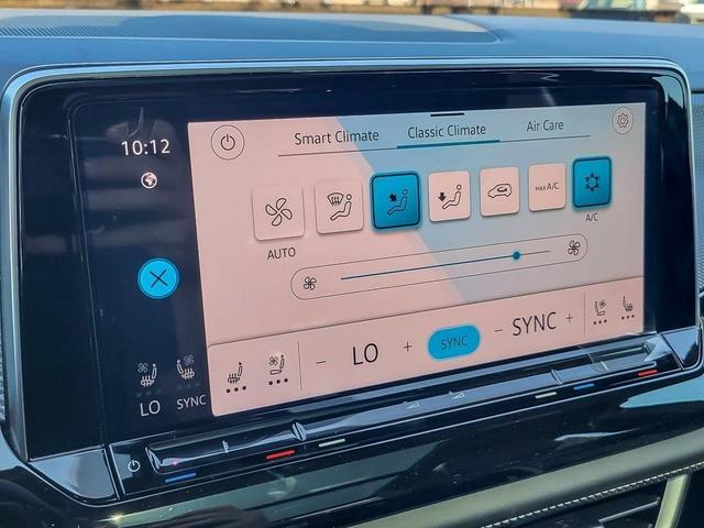 Photo of 2026 J2J2 Volkswagen Atlas Cross Sport