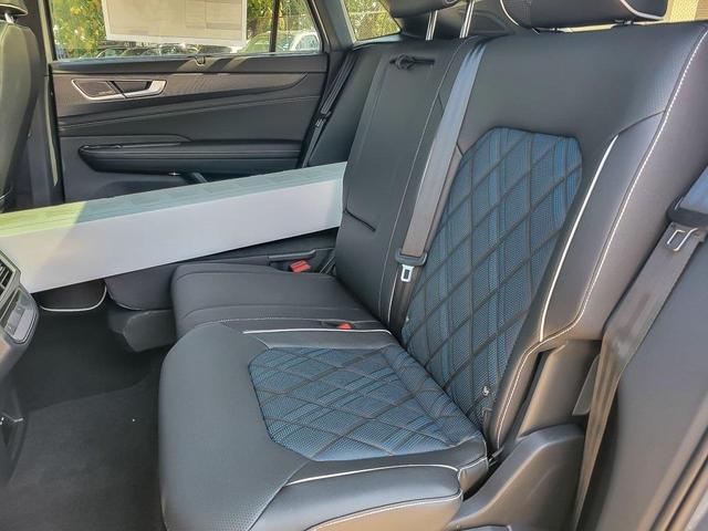 Photo of 2026 J2J2 Volkswagen Atlas Cross Sport