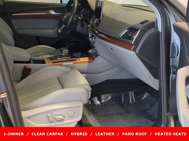Photo of 2022 Daytona Gray Pearl Effect Audi Q5 e