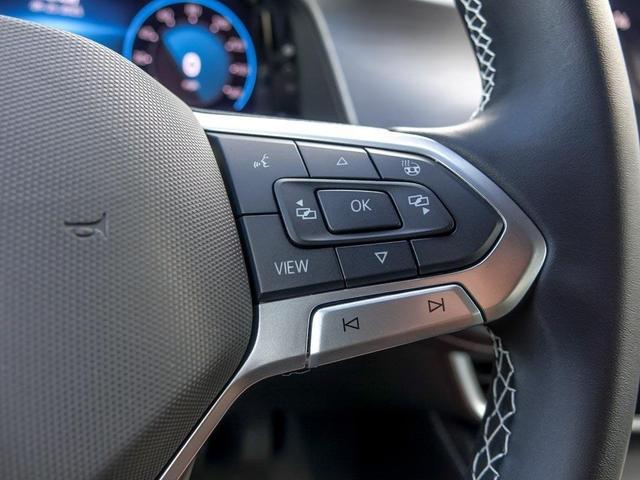 Photo of 2026 Deep Black Volkswagen Atlas Cross Sport