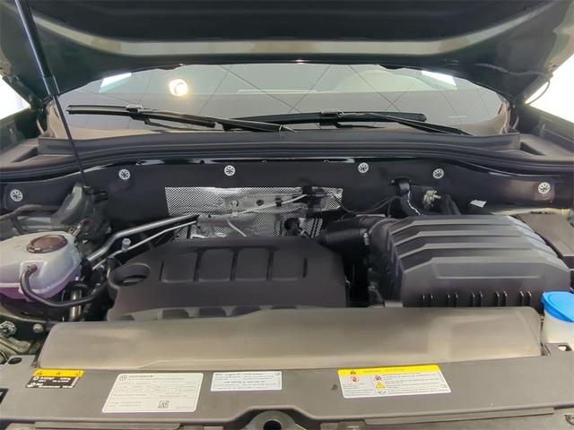 Photo of 2025 Avocado Green Pearl Volkswagen Atlas Cross Sport