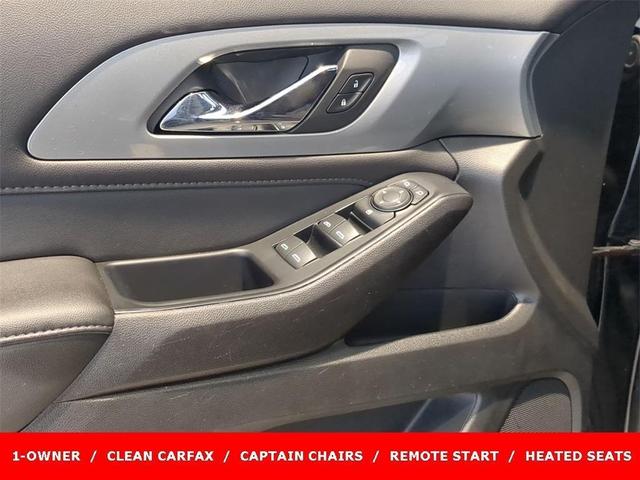 Photo of 2022 Mosaic Black Metallic Chevrolet Traverse