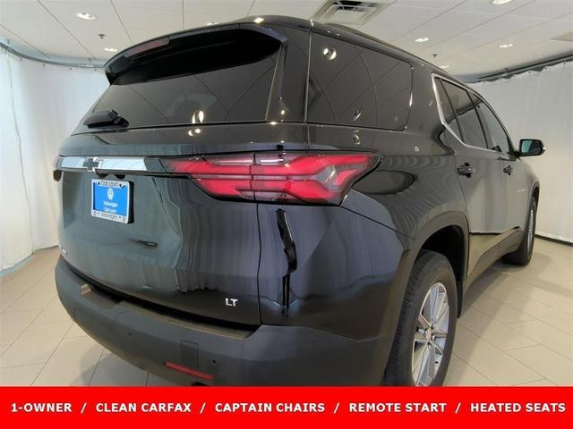 Photo of 2022 Mosaic Black Metallic Chevrolet Traverse