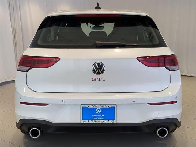 Photo of 2025 Opal White Pearl Effect Volkswagen Golf GTI