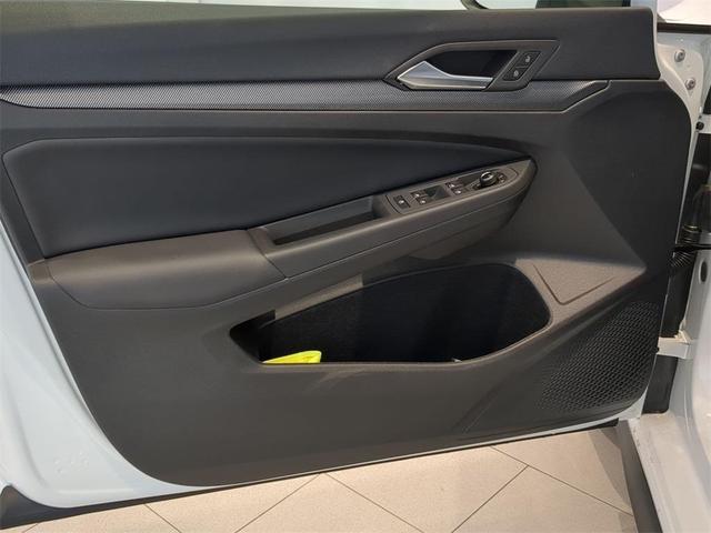 Photo of 2025 Opal White Pearl Effect Volkswagen Golf GTI