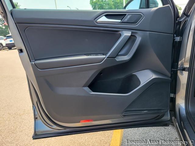 Photo of 2019 Platinum Gray Metallic Volkswagen Tiguan