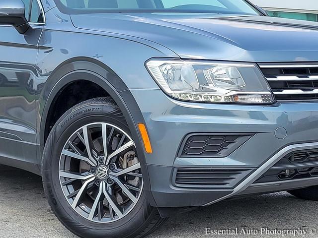 Photo of 2019 Platinum Gray Metallic Volkswagen Tiguan