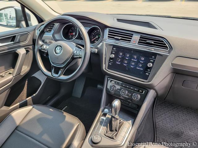Photo of 2019 Platinum Gray Metallic Volkswagen Tiguan
