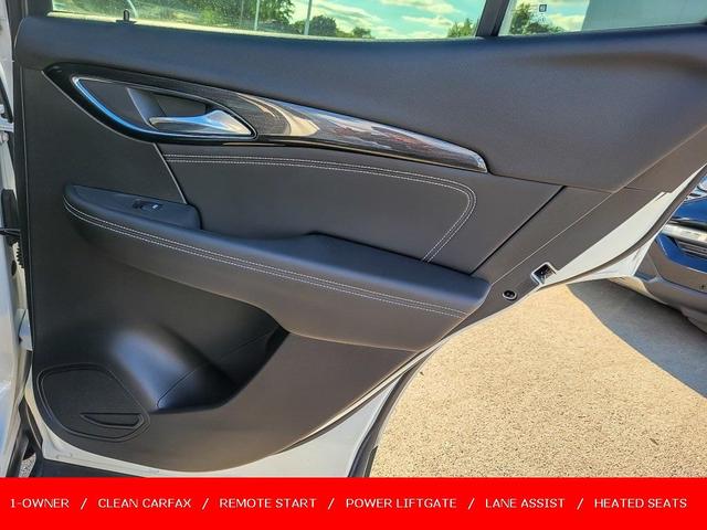 Photo of 2021 Summit White Buick Envision