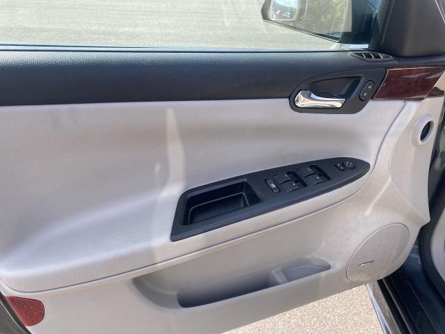 Photo of 2010 Cyber Gray Metallic Chevrolet Impala